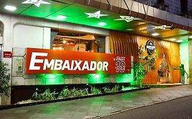 Fast10 Hotel Embaixador - Pet Friendly